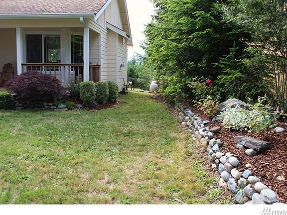 2nd image of 2220 E Trails End Dr
