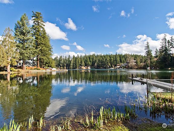 2nd image of 25732 W Lake Wilderness Dr SE