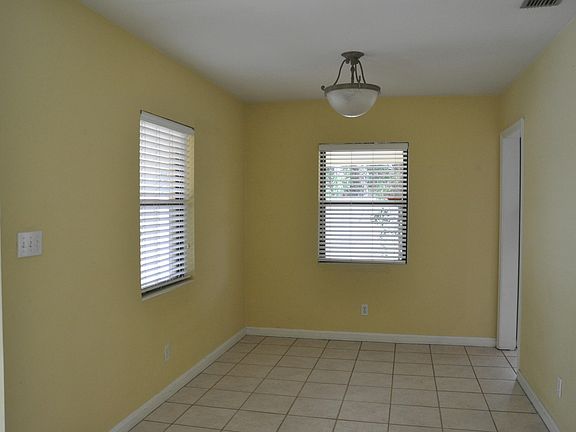 4th image of 47 36th Ave S