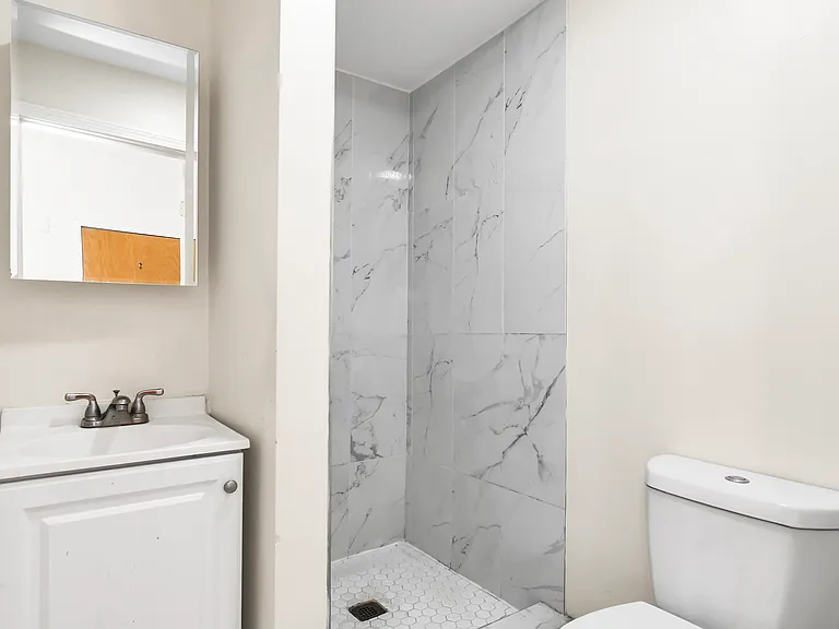 193 Appleton St #4 — Photo 14