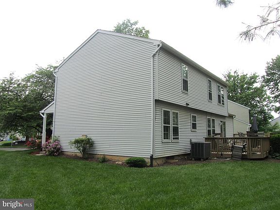 2nd image of 18723 Capella Ln