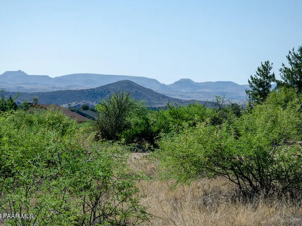 19845 E Sierra Dr, Cordes Lakes, AZ 86333