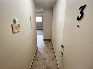 33 Pearl St #3, Chatham Kent, ON N0P 2L0