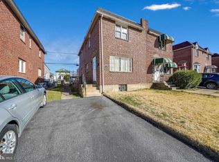 127 W Garrison Rd, Brookhaven, PA 19015