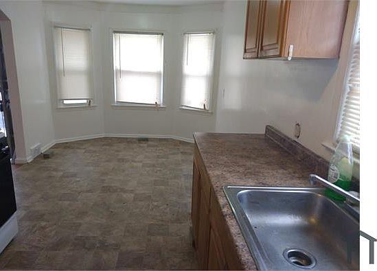 4th image of 6905 Ashton Ave