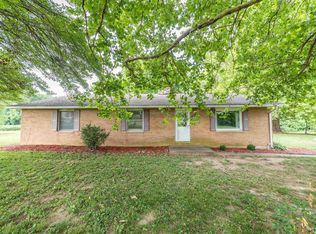 928 Nieders Ln, Quincy, IL 62305