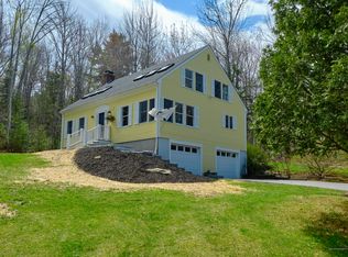 10 Hoffses Dr, Camden, ME 04843