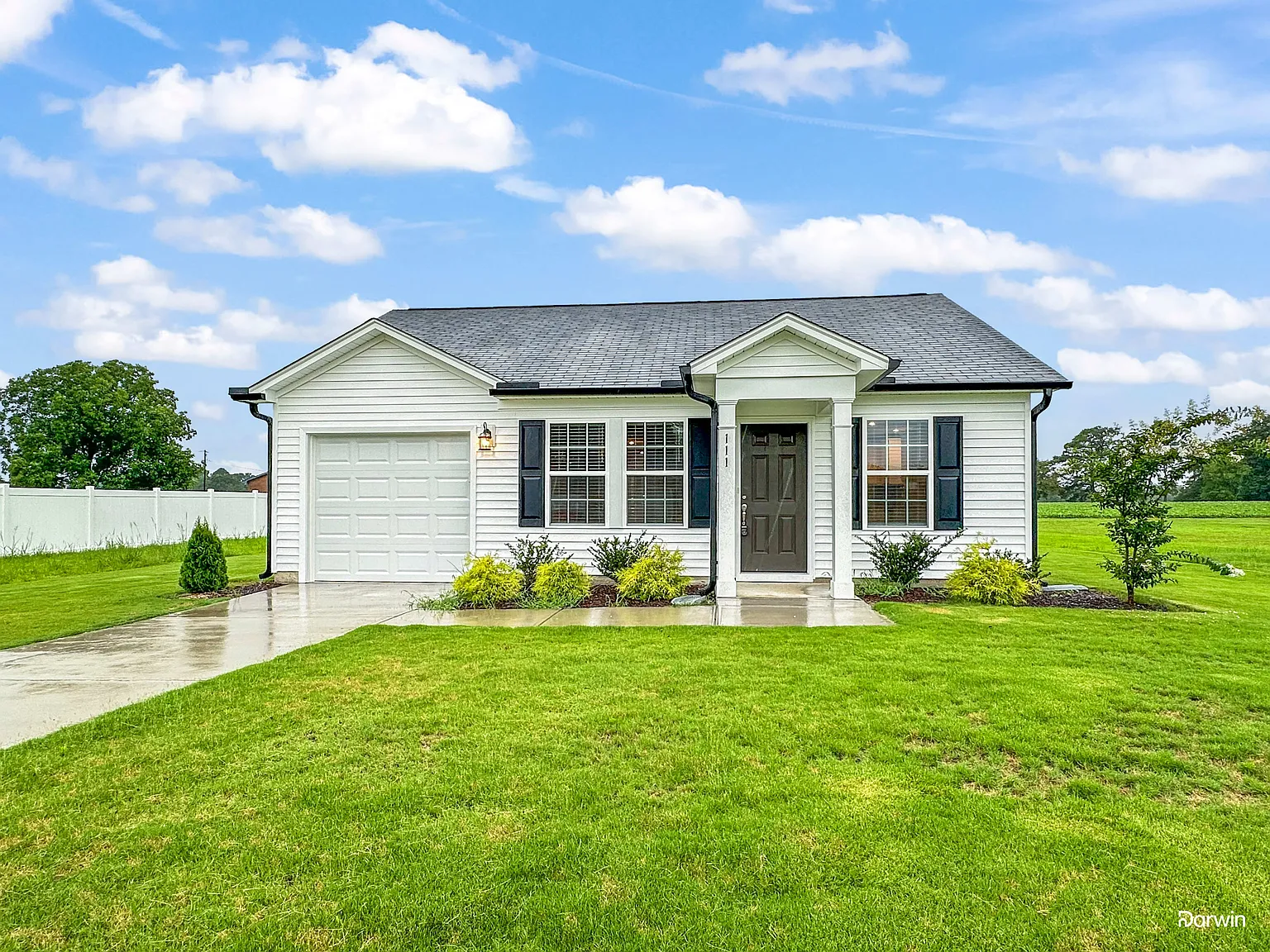 3 bed, 2.0 bath, 1426 sqft, $1,730 — Photo 2