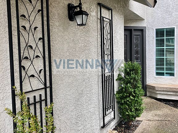 2nd image of 3411 Summerfield Dr