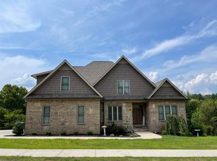 2321 Monticello Dr, Maryville, TN 37803