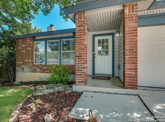 3rd image of 4427 Stradford Pl