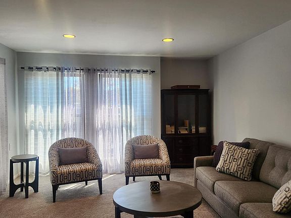 3rd image of 3 Twin Rivers Dr #K