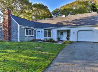 38 Linda Ln, Hyannis, MA 02601