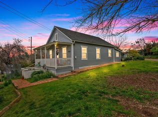 420 Sutter Hill Rd, Sutter Creek, CA 95685