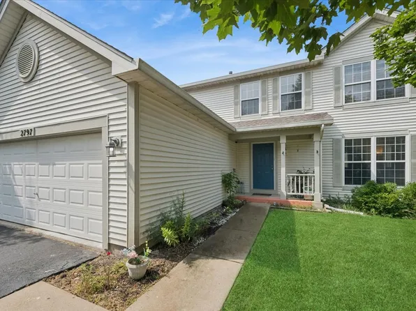 2797 Yellowstone Dr, Aurora, IL 60503