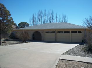 710 Mission Arch Dr, Roswell, NM 88201