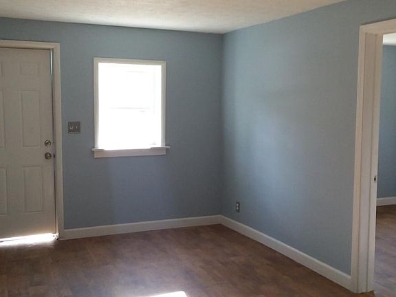 2nd image of 108-110 E Columbus Ave