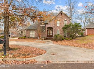 241 Pimlico Dr, Brandon, MS 39042