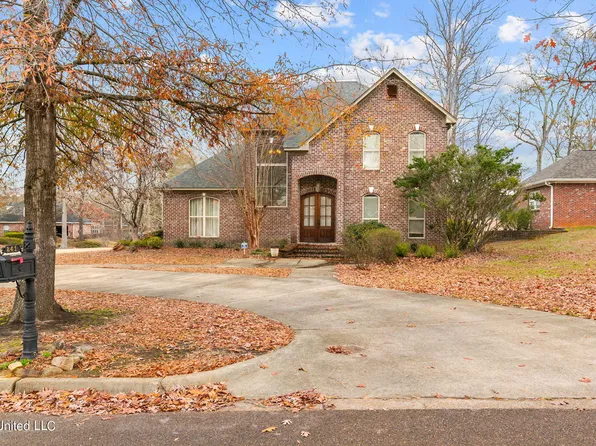 241 Pimlico Dr, Brandon, MS 39042