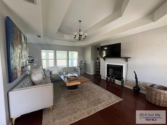 4th image of 4500 Carmen Ave #2