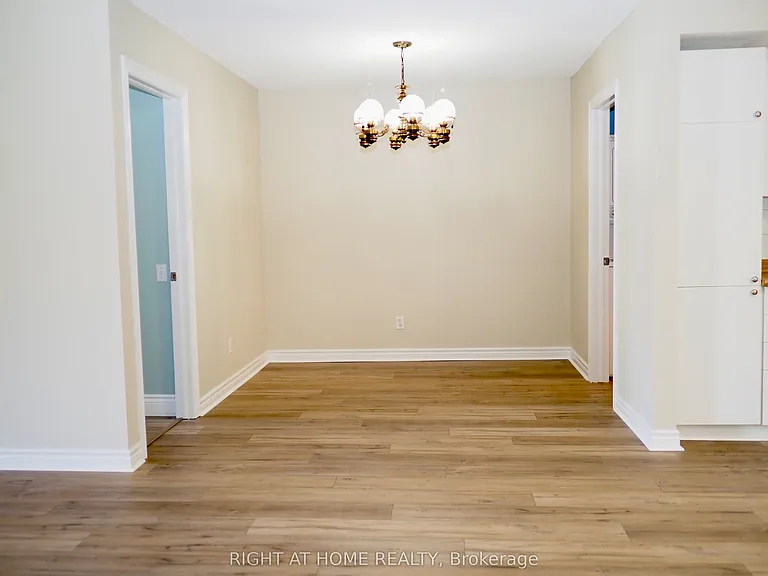 77 Mill St E #10 — Photo 17