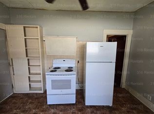116 SW 2nd, Newton, KS 67114