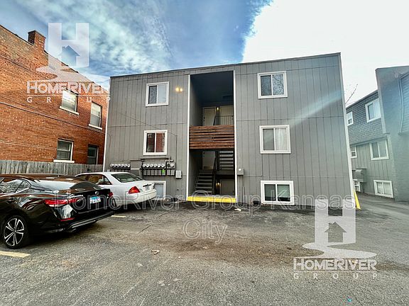 5th image of 3704 Wyandotte St #4