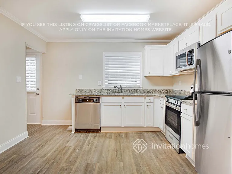 3751 Clovis Ct NW — Photo 9