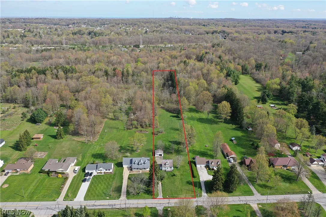 4684 Edgerton Rd photo 1