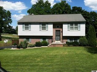 2 Lee Anne Ln, Mechanicsburg, PA 17050
