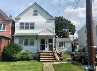 9 Central Ave, Lodi, NJ 07644