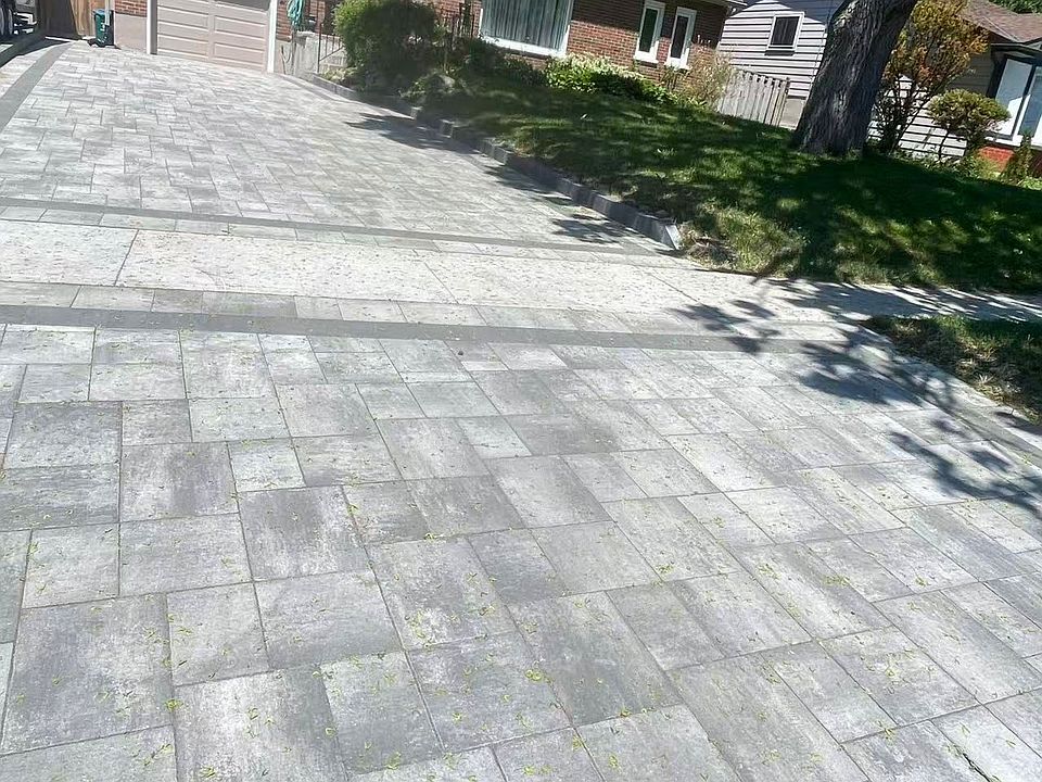1st image of 34 Grassmere Ct