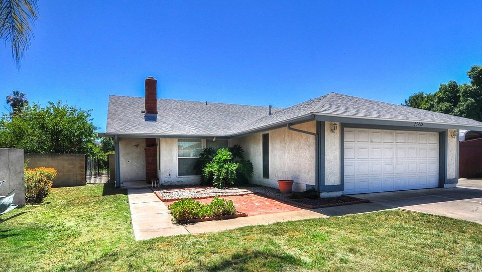 1st image of 15736 Ponderosa Ln