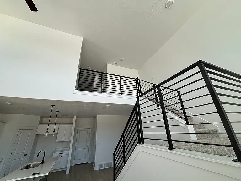 732 N Banner Dr — Photo 7