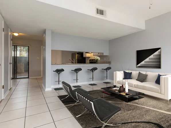 411 N Sea Ln NW APT D, Fort Walton Beach, FL 32548