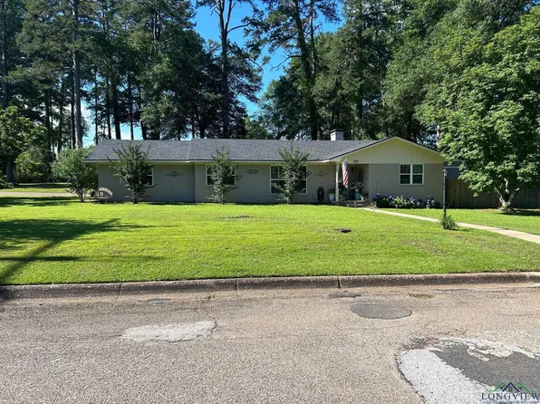 2706 Arlington Rd, Marshall, TX 75672