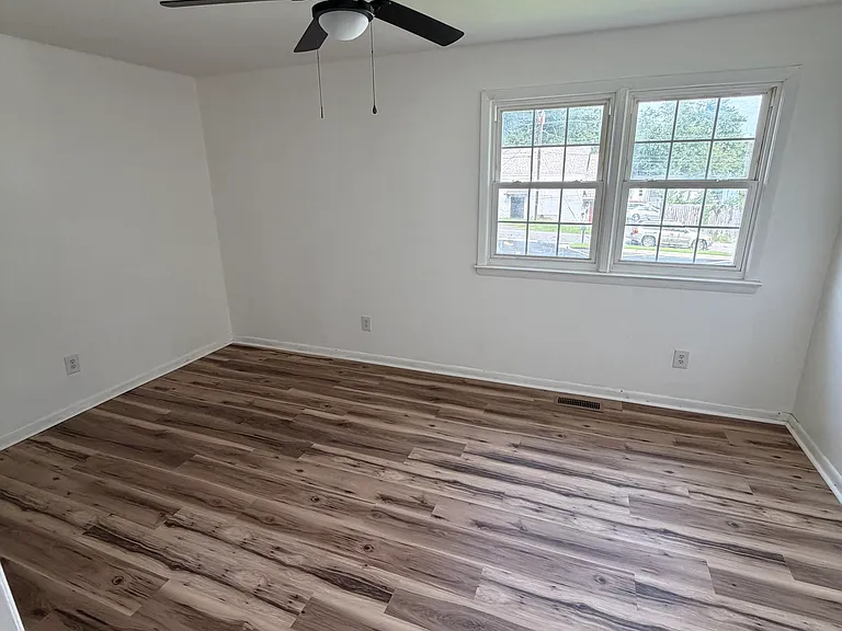 2507 Wise St #B — Photo 7