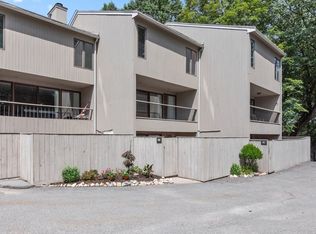 98 Mill Pond #98, North Andover, MA 01845
