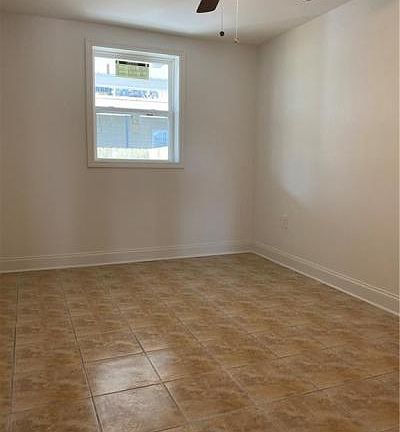 4th image of 1015 Government St #7