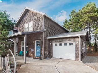 6140 Center Pointe Loop, Pacific City, OR 97135