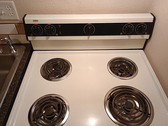 4th image of 504 S 7th St #11265927