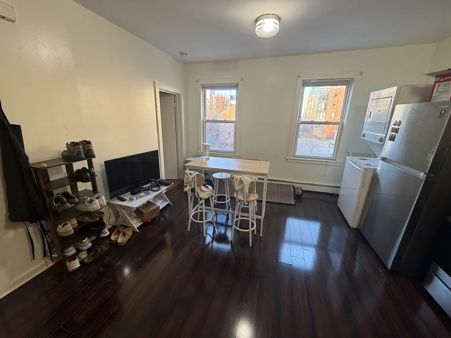 3 bed, $4,800 — Photo 3
