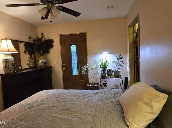 41 Opal St, Pinedale, WY 82941