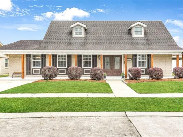 207 Broadway St, Gretna, LA 70053