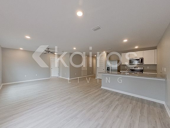 3rd image of 241 Monarch Ln