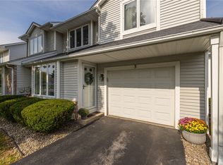 3 Chenin Run, Fairport, NY 14450
