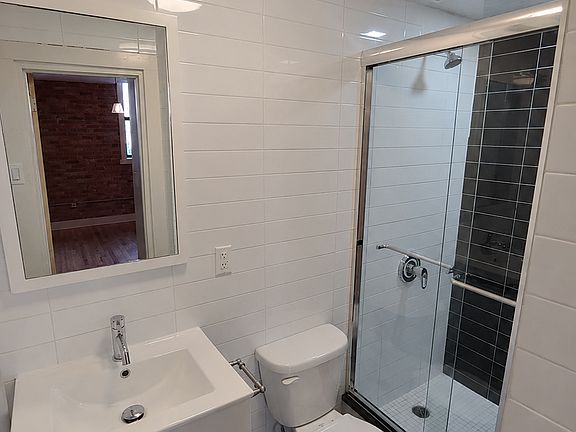 5th image of 2020 Dorchester Rd #A