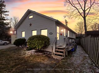 145 Wesley St, Newmarket, ON L3Y 3N9