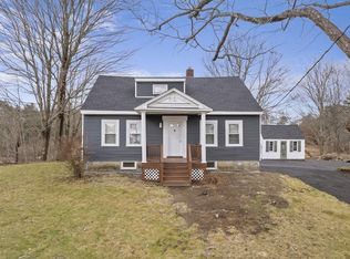 131 Rhode Island Rd, Lakeville, MA 02347