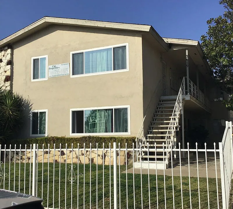 2619 W Imperial Hwy #6